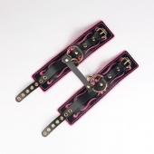 Черные кожаные оковы с розовой строчкой - Crazy Handmade - купить с доставкой в Новокуйбышевске