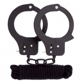 Чёрные наручники из листового металла в комплекте с веревкой BONDX METAL CUFFS LOVE ROPE SET - Dream Toys - купить с доставкой в Новокуйбышевске
