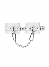 Белые мягкие кожаные наручники с люверсами - Pecado - купить с доставкой в Новокуйбышевске