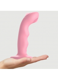 Розовая насадка-стимулятор Strap-On-Me Tapping Dildo Wave - Strap-on-me - купить с доставкой в Новокуйбышевске
