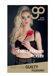 Пластиковая метелочка с красными пёрышками Small Feather Tickler - 32 см. - Blush Novelties - купить с доставкой в Новокуйбышевске