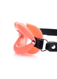 Кляп в форме губ Sissy Mouth Gag - XR Brands - купить с доставкой в Новокуйбышевске