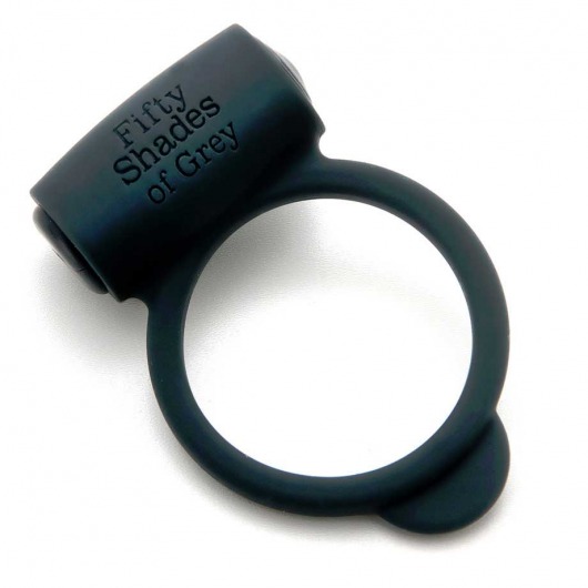 Темно-серое эрекционное кольцо Vibrating Love Ring с вибрацией - Fifty Shades of Grey - в Новокуйбышевске купить с доставкой