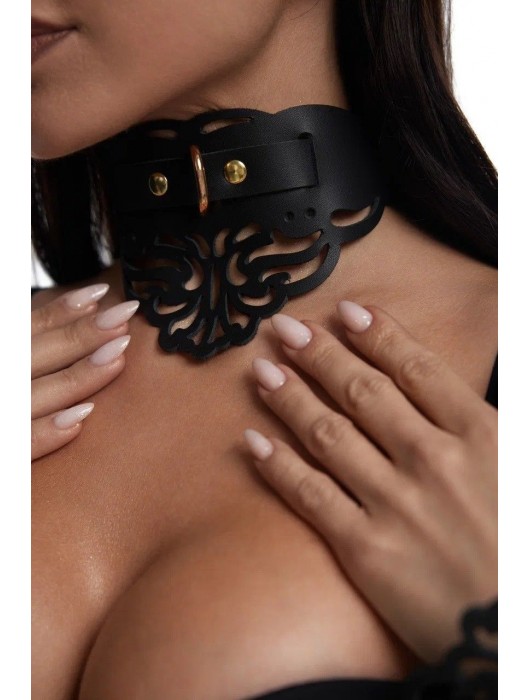 Фигурный чокер с узорами и золотистой фурнитурой - Crazy Handmade - купить с доставкой в Новокуйбышевске