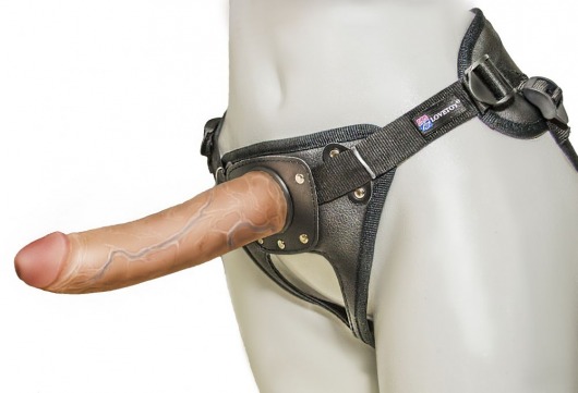 Насадка-фаллоимитатор на кожаных трусиках Harness Ultra Realistic 7  - 18 см. - LOVETOY (А-Полимер) - купить с доставкой в Новокуйбышевске
