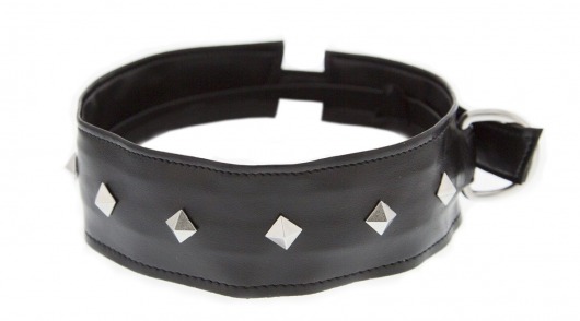Полиуретановый ошейник с пуклями Collar with Studs - Blush Novelties - купить с доставкой в Новокуйбышевске